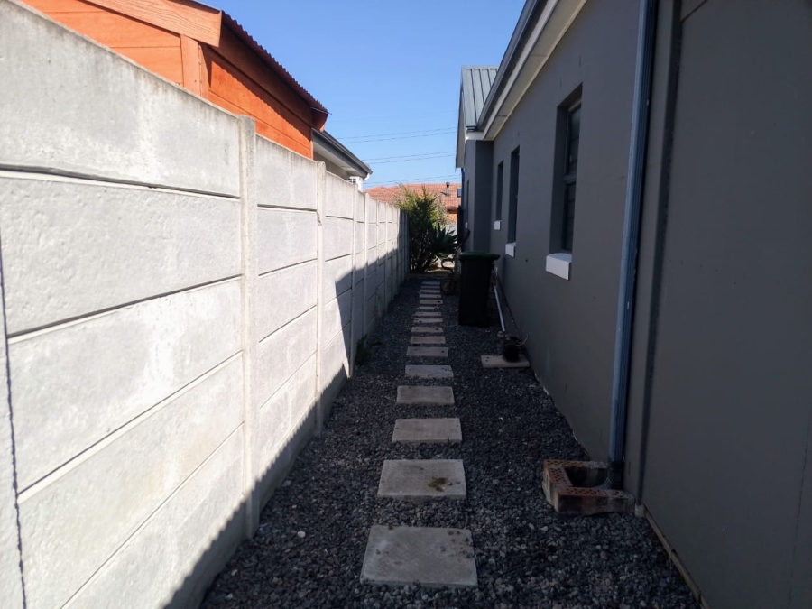 3 Bedroom Property for Sale in Sonkring Western Cape